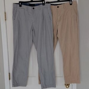 Tommy Hilfiger Chino Flat Front Khaki Gray Mens Casual Pants Set Of 2 Size 34.